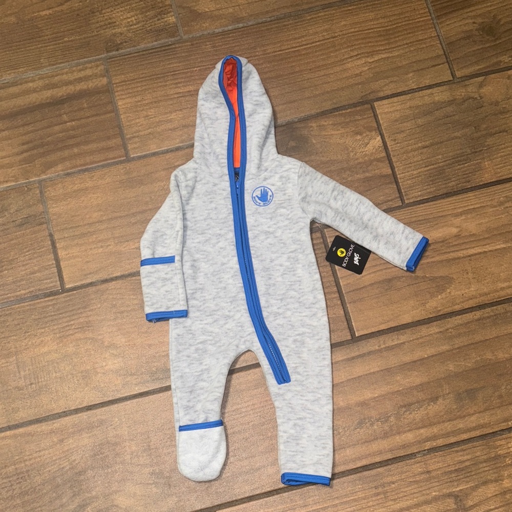 Baby Boys Body glove 0-3 months zip up hooded bodysuit